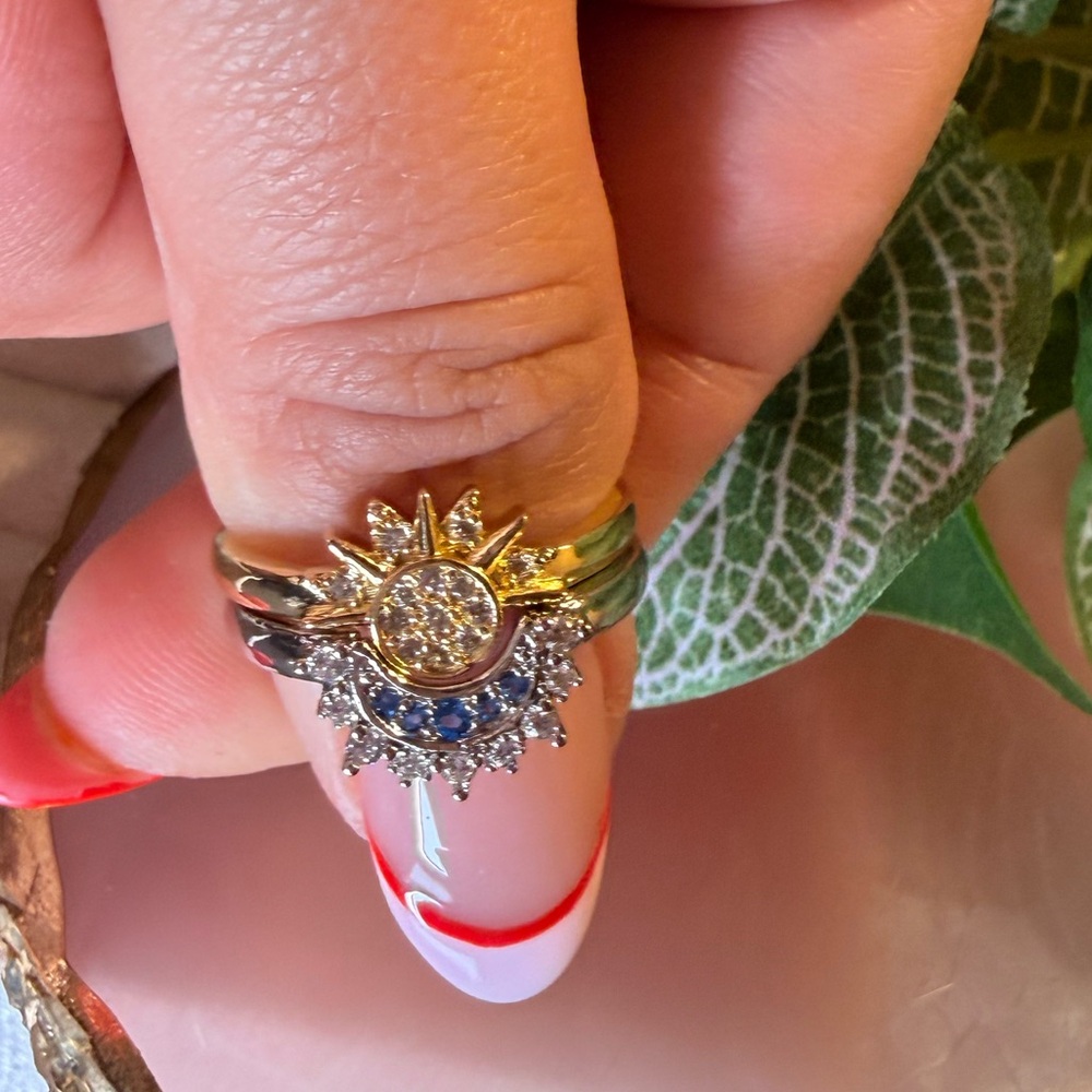 Gold and Blue Sunburst Women's Ring